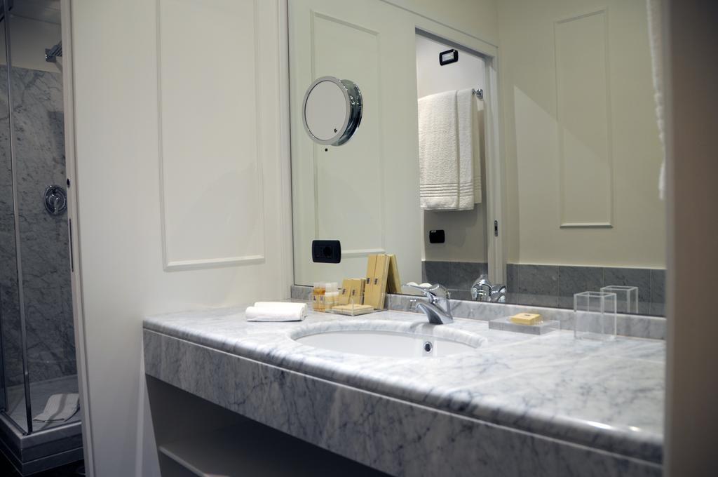 רומא Suite Fontana Di Trevi מראה חיצוני תמונה